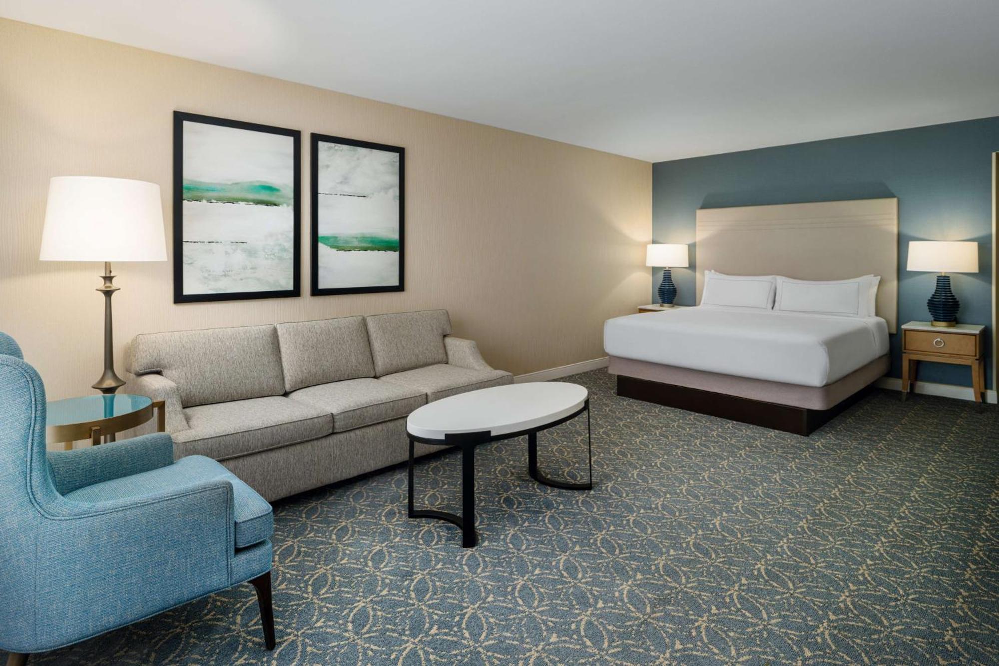 King Room with View - Mobility Accessible with Tub,1706308545:JPEG