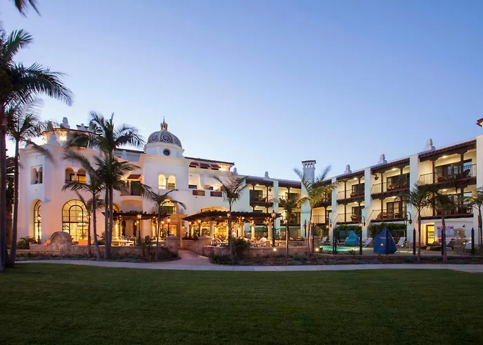 Pet Friendly hotel: Santa Barbara Inn